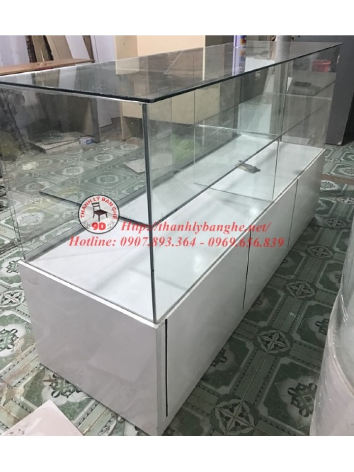 Cần thanh lý 6 tủ kiếng trưng bày nhỏ
